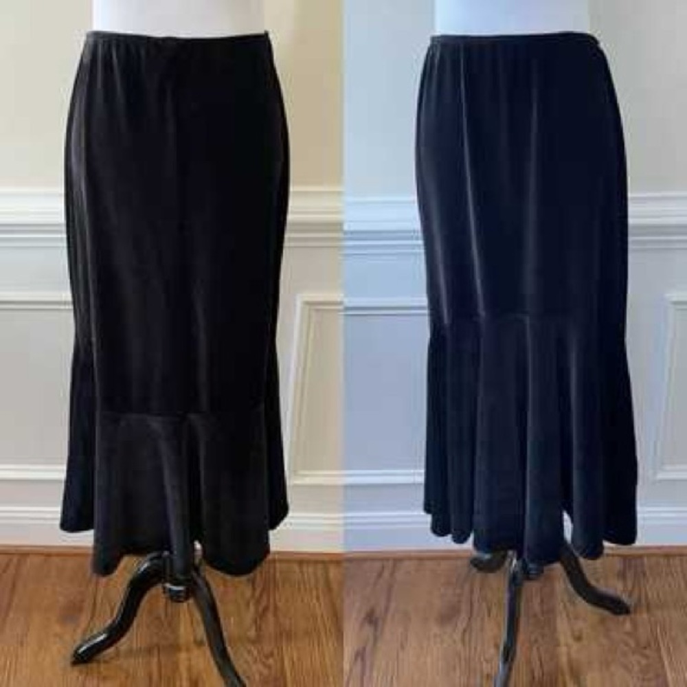 NWT Ciao Lucia Black Midi Skirt